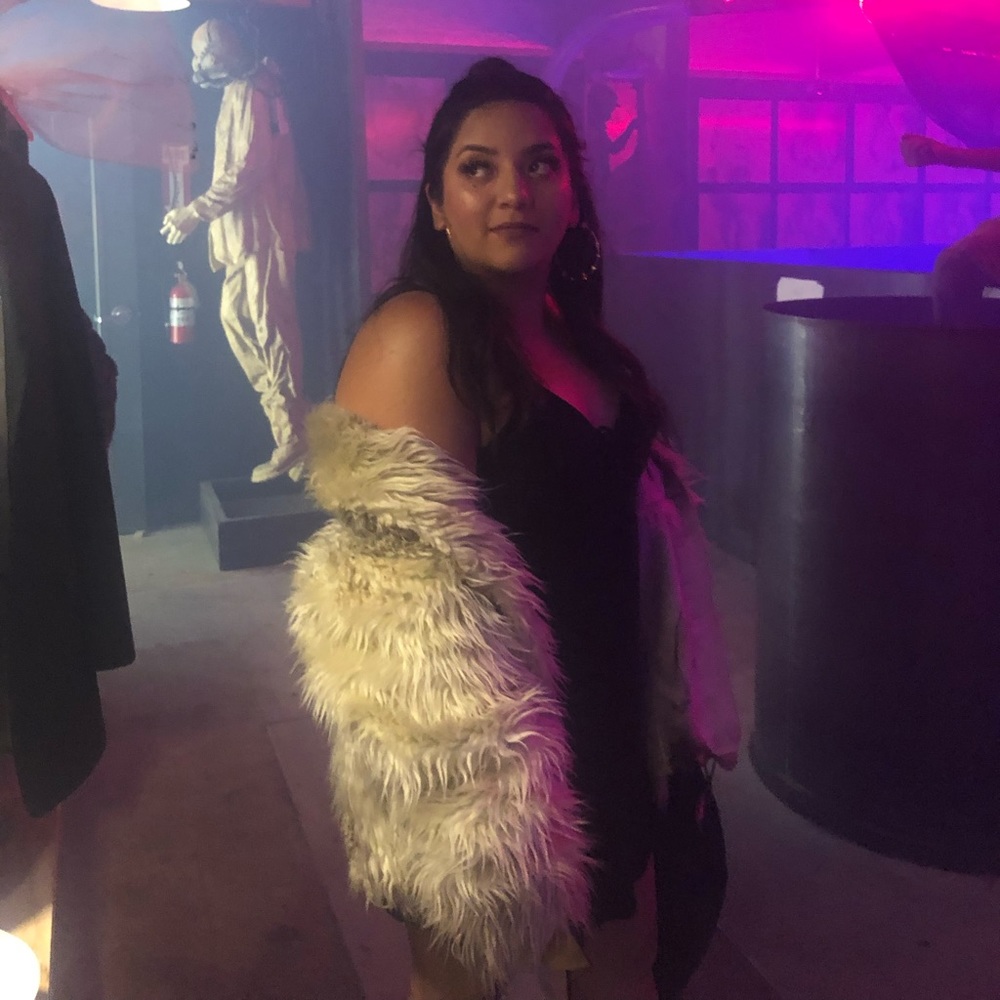 Meet your Posher, Sam